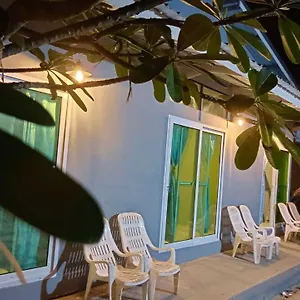 Tatil parkı Ozone Huts